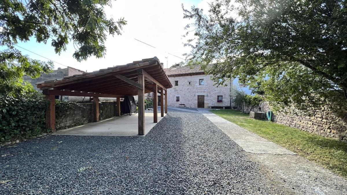 La Casa De Celada Villa Celada de Los Calderones Luaran gambar